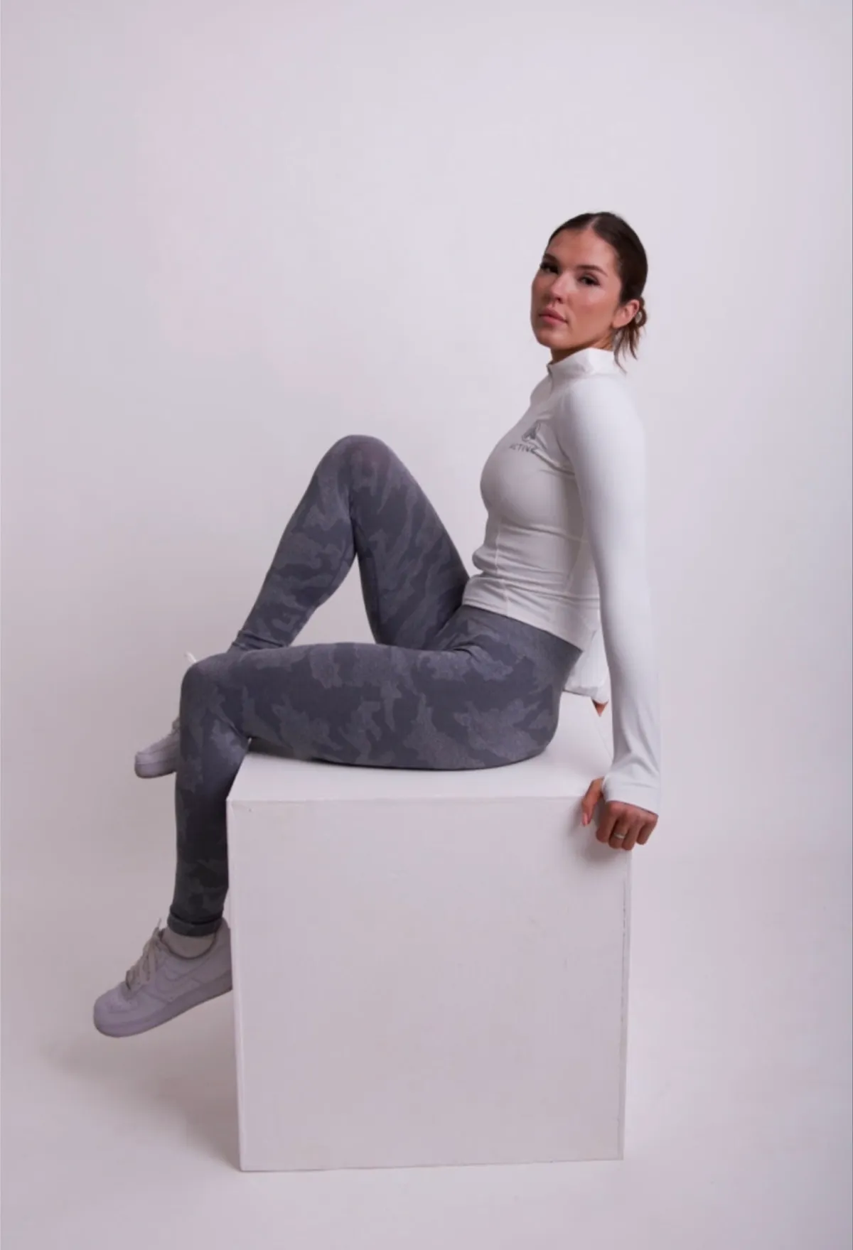 White Zip Top, view 3